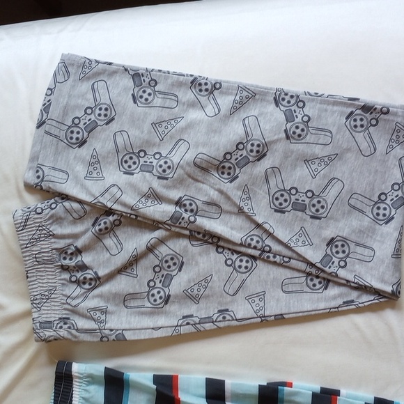 NWT Cat & Jack Pajama Set I Only Pause For Pizza XL 16 Top Bottom Shorts - Picture 6 of 8